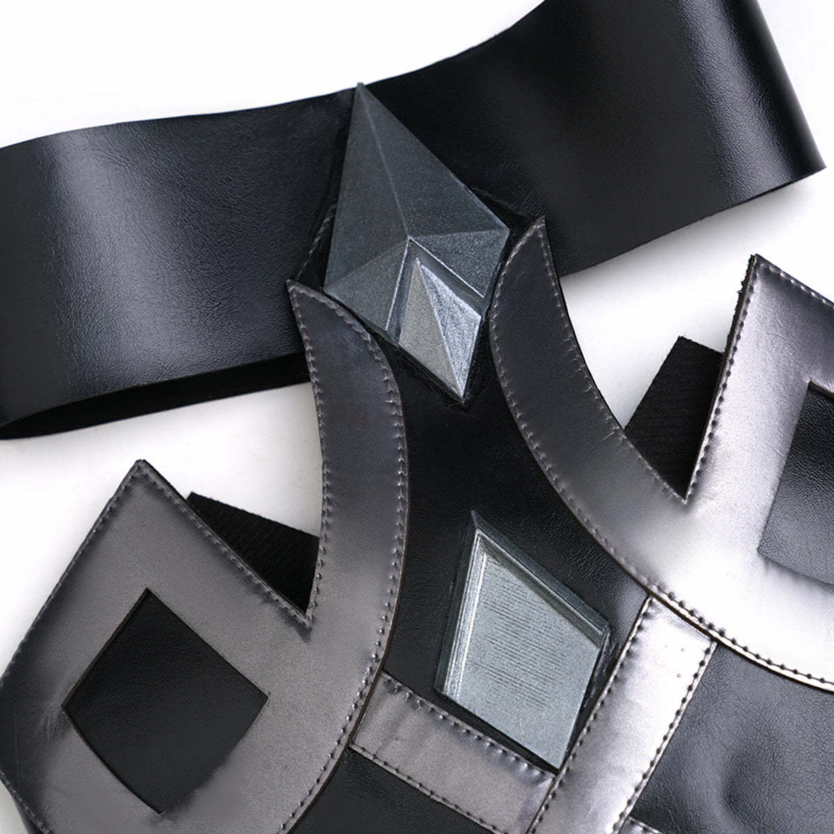 Genshin Impact Rerir Racher of Solnari Cosplay Costume