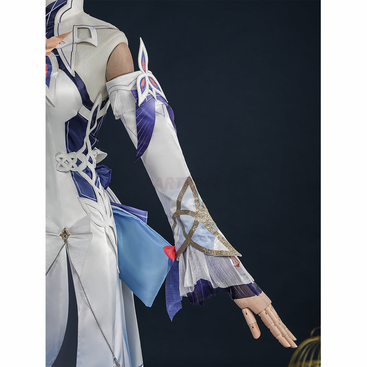 Genshin Impact Nicole Reeyn Cosplay Costume