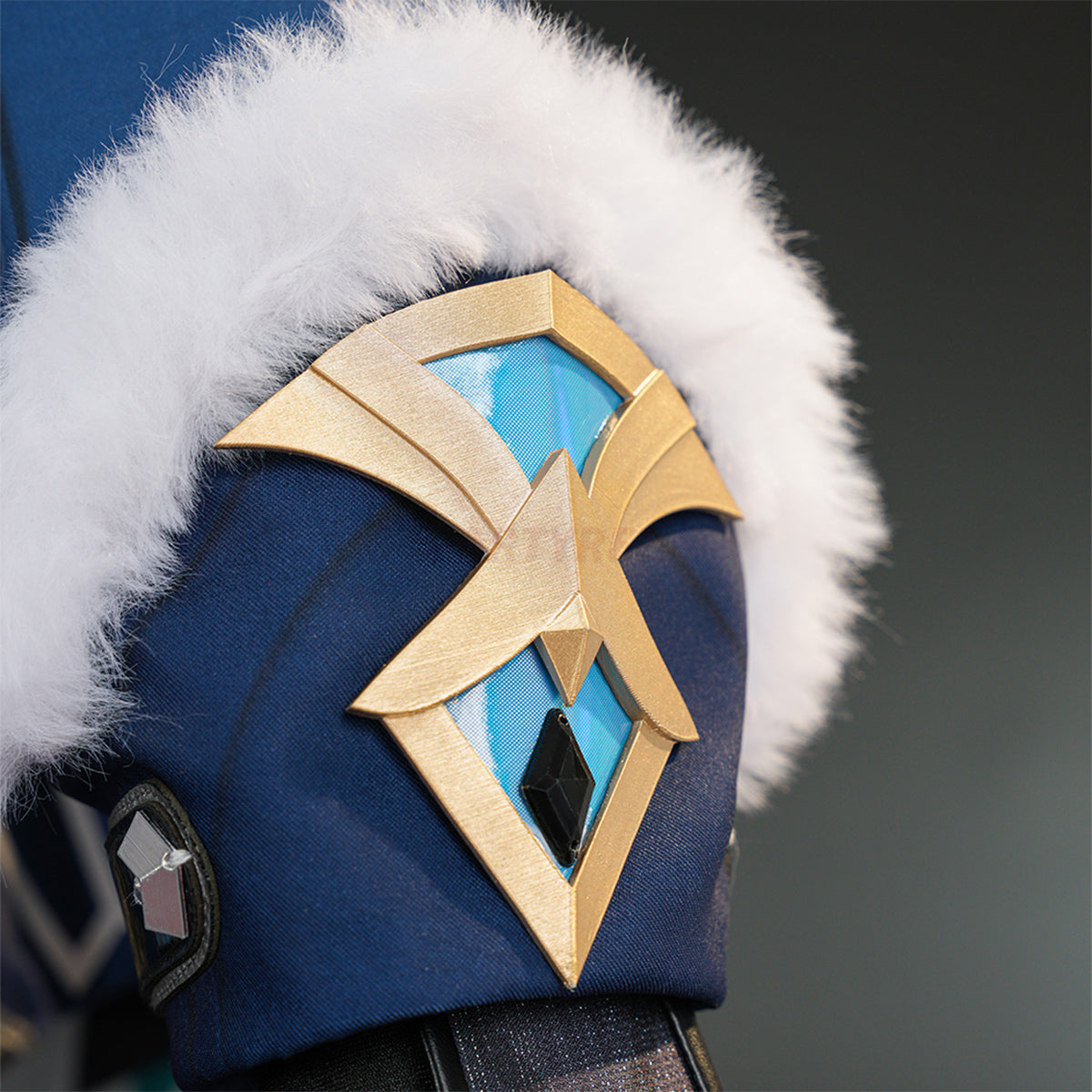 Genshin Impact Aether Snezhnaya Skin Cosplay Costume