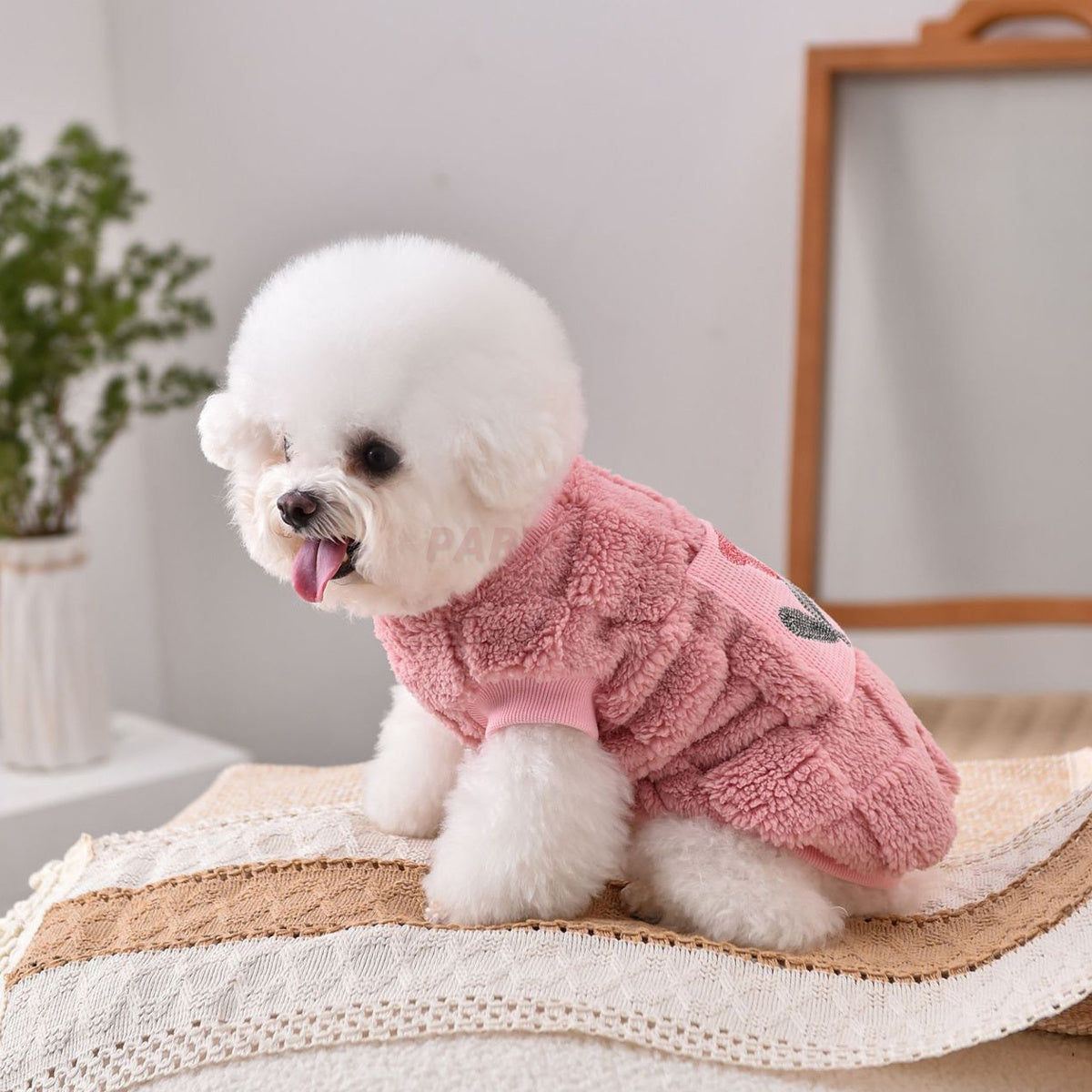 Dog Rose Embroidery Warm Vest