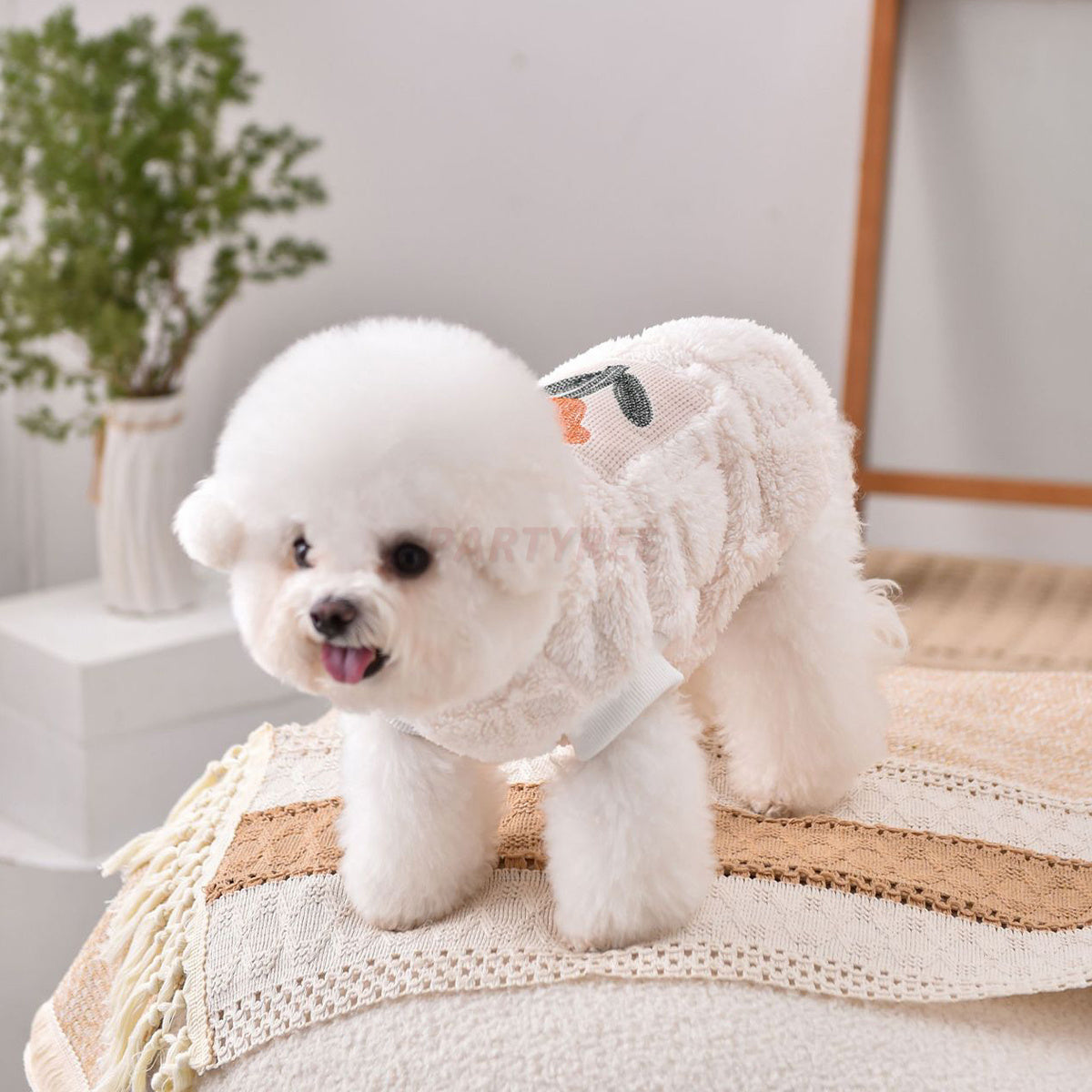 Dog Rose Embroidery Warm Vest
