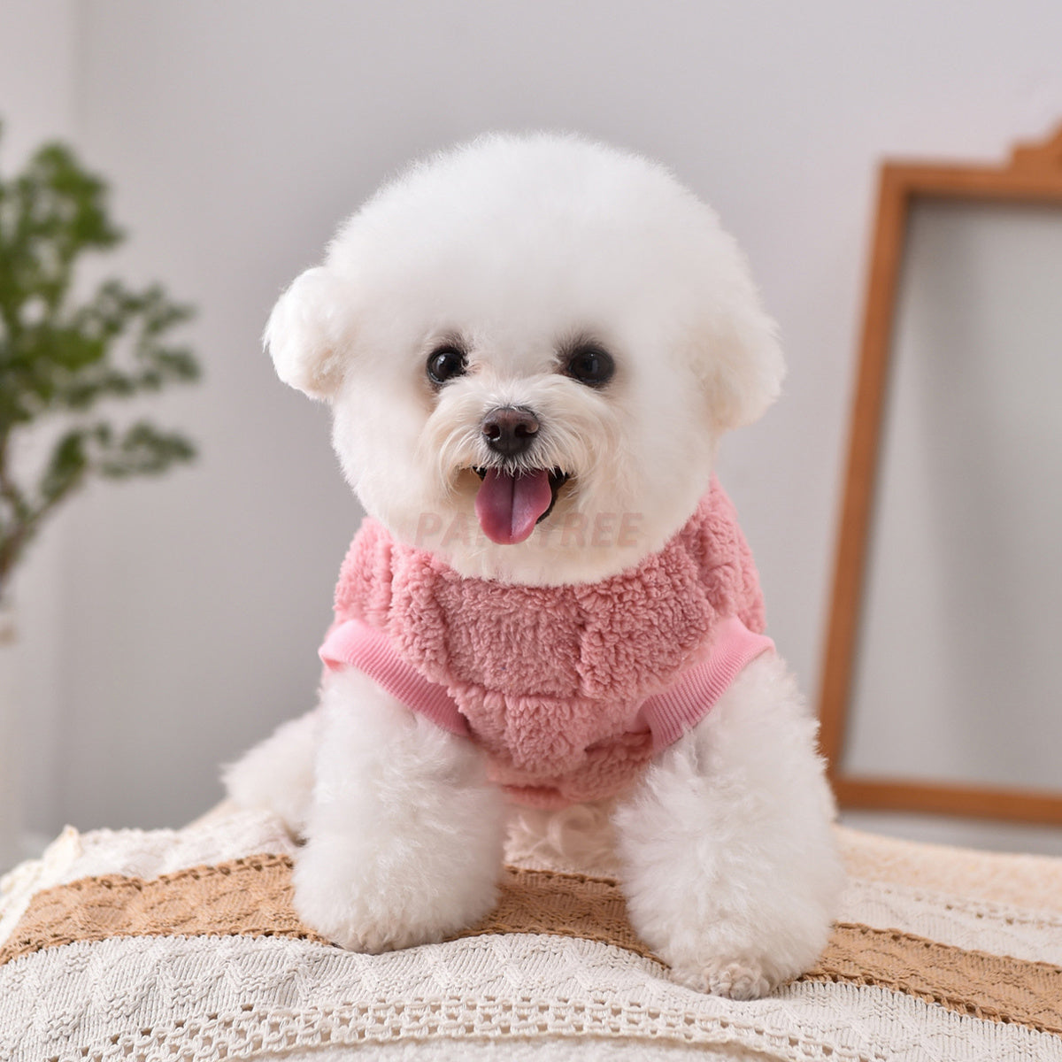 Dog Rose Embroidery Warm Vest