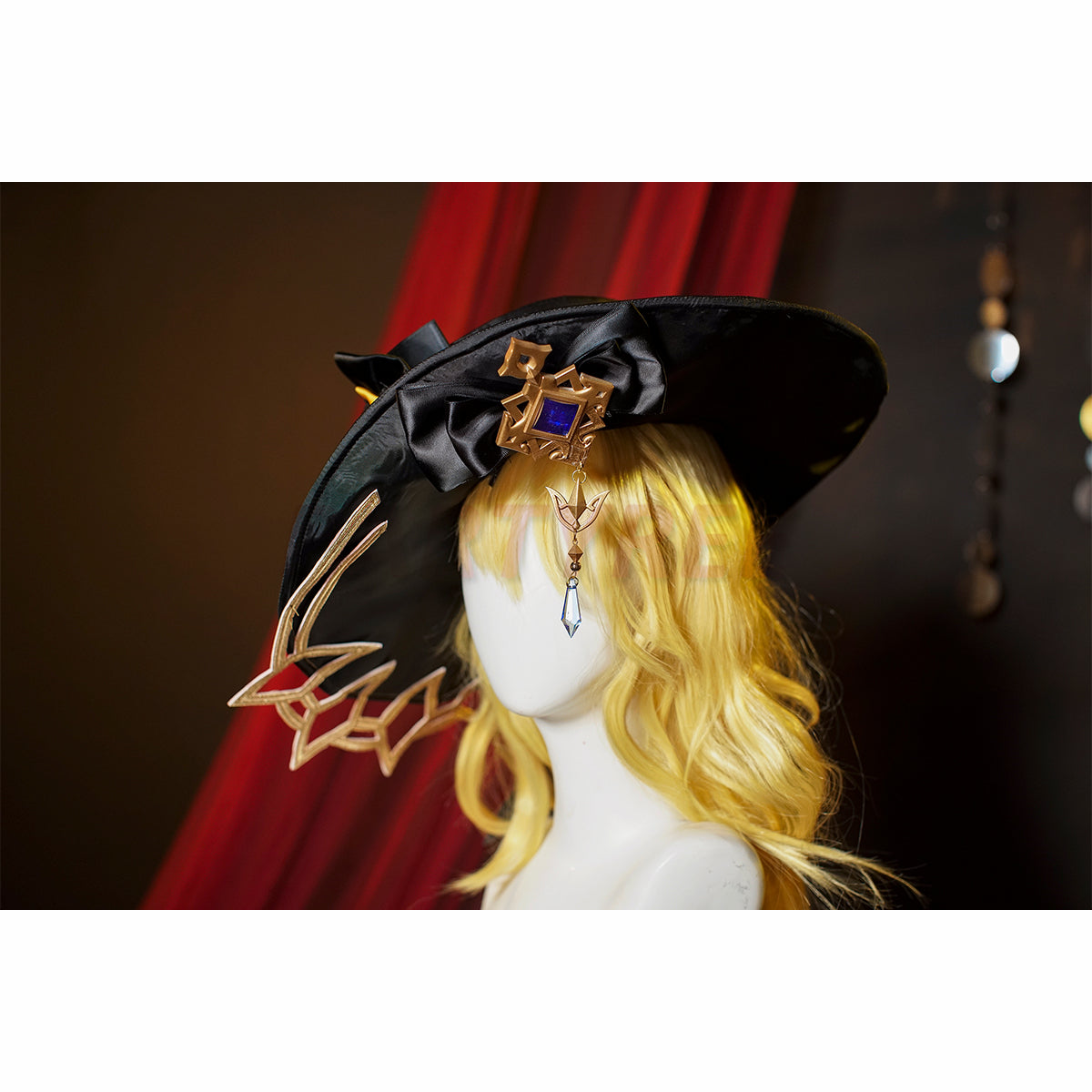 Genshin Impact Navia Cosplay Costume